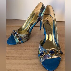 Carlos by Carlos Santana Women's Blue and Gold 2.5” high Heels
